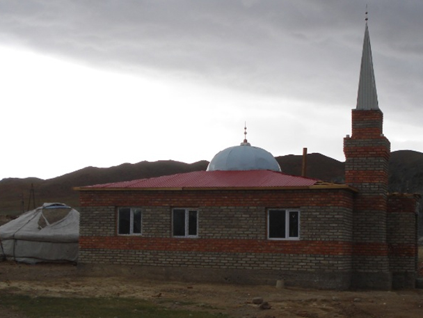 Moğolistan Köylerinde Yapımı Süren Camiler İbadete Açıldı